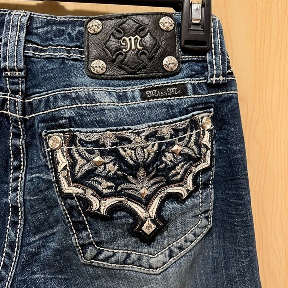 Miss me capris - Picture 2 of 4